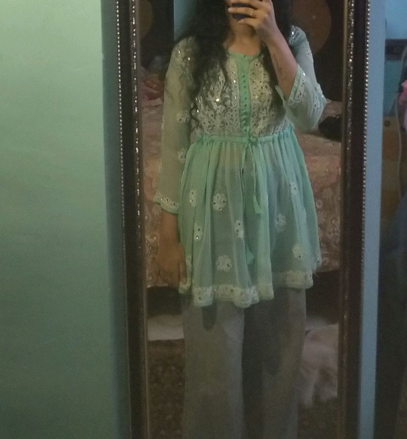 Chikankari Short Kurti