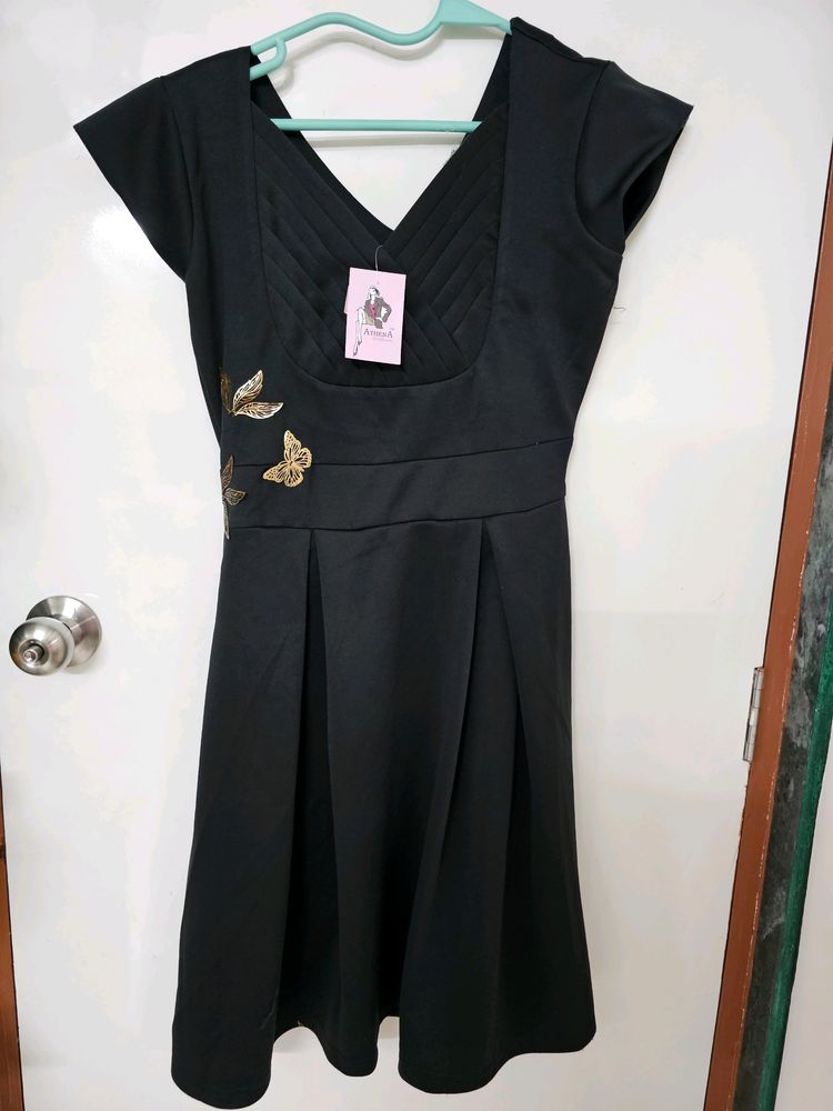 Brand New Knee Length Black Dress For Sale