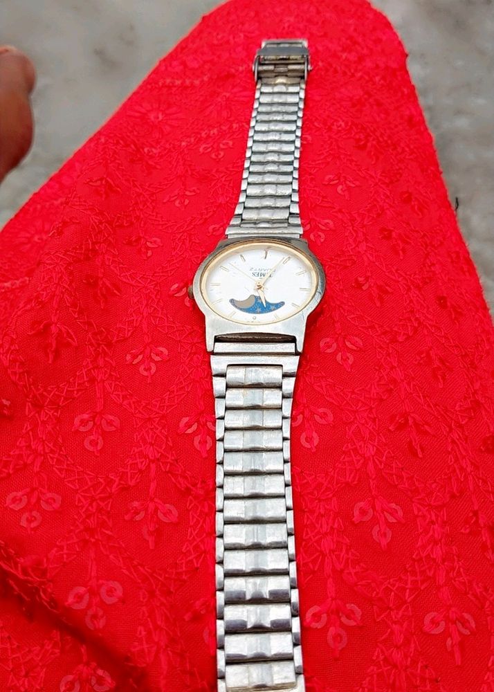 Old Watch ⌚⌚ Best Condition Only Sel Need