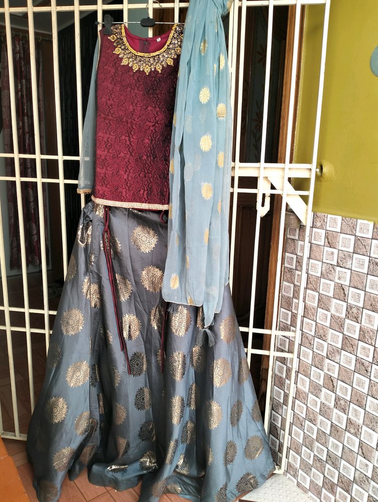 Crop Top With Skirt Nd Dupatta Wid Chhalla...