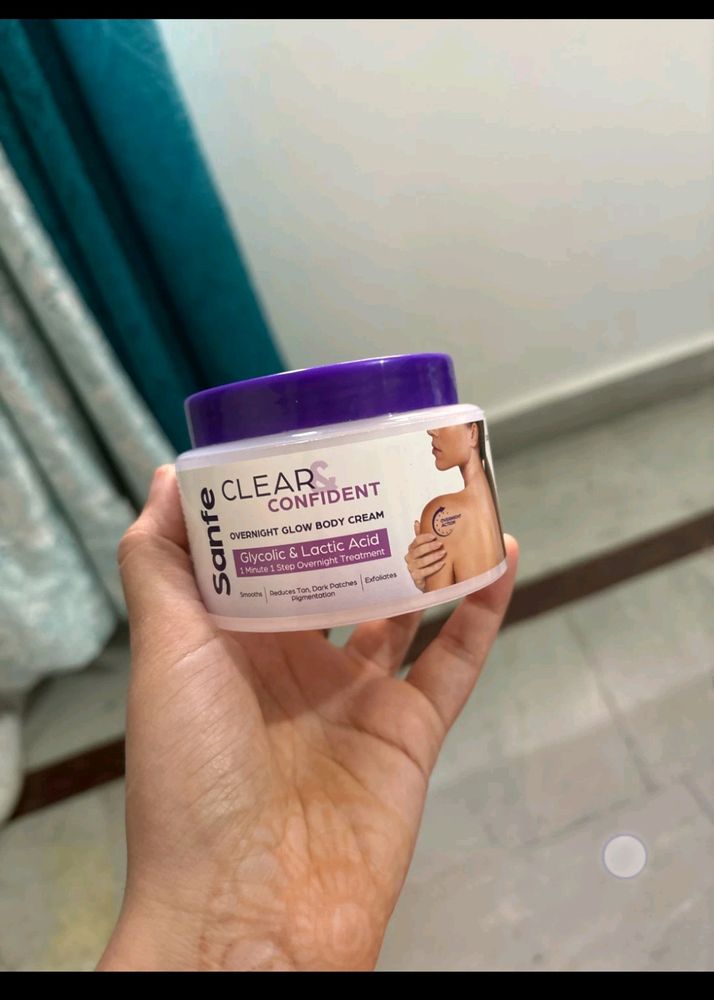 Sanfe Clear & Confident Overnight Glow Body Cream