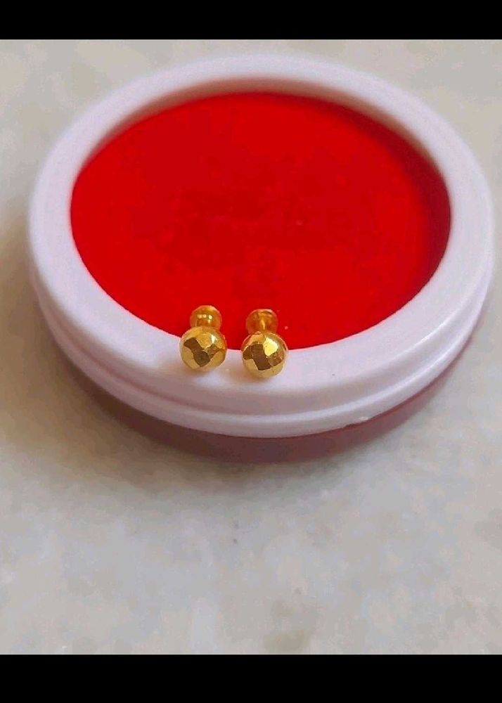 Gold 22crt Diamond Cut Studs