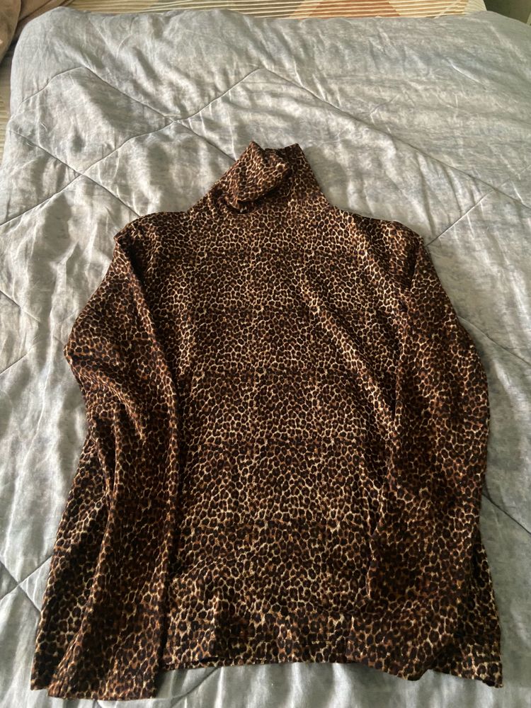 Zara Leopard Print Sweater