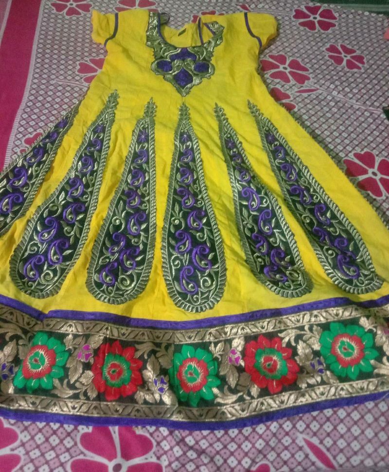 Girl's Dress 1