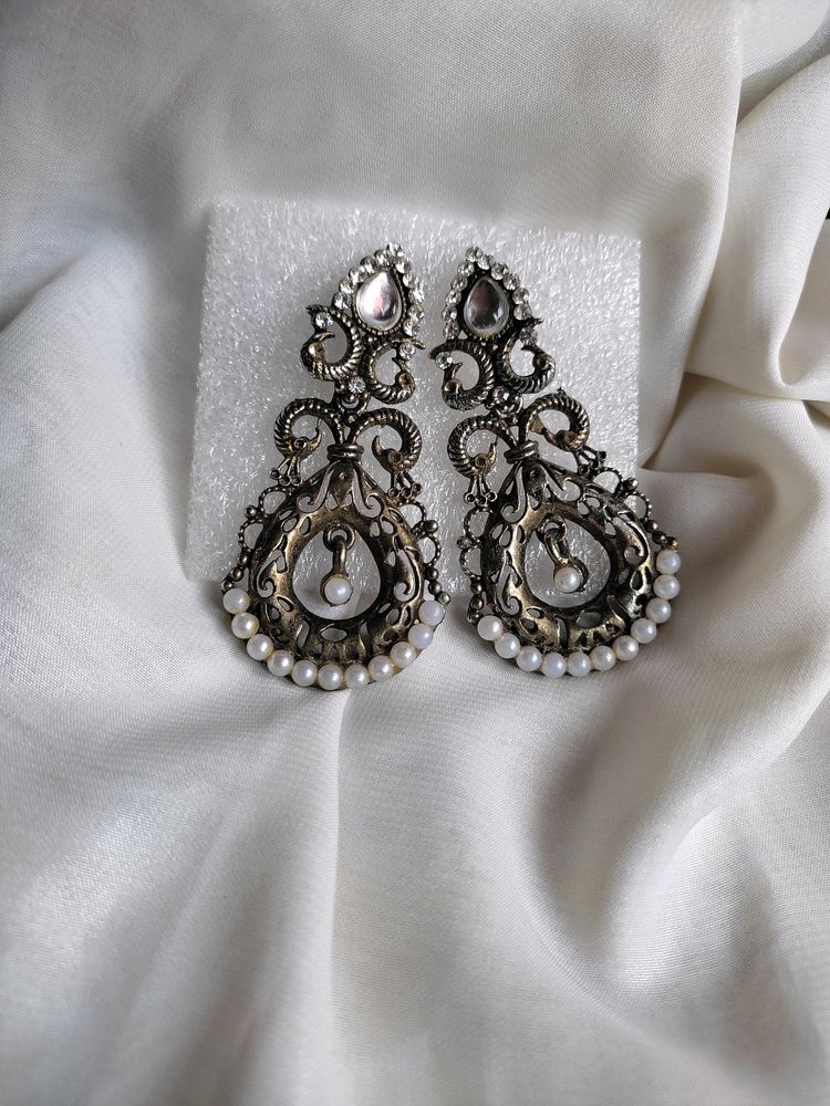 Stone Chandelier Earrings