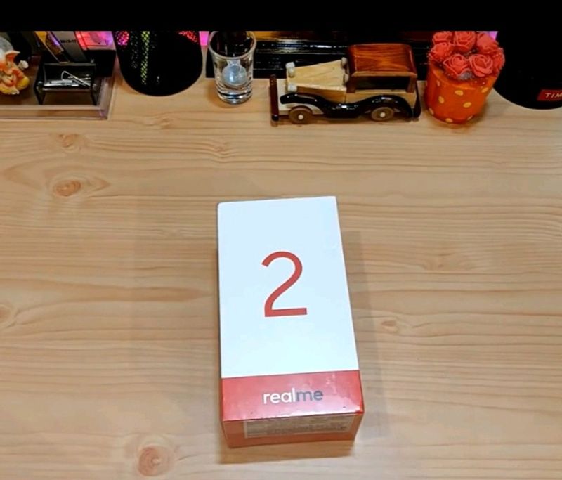 Realme 2 (Diamond Blue, 3GB RAM, 32GB Storage)