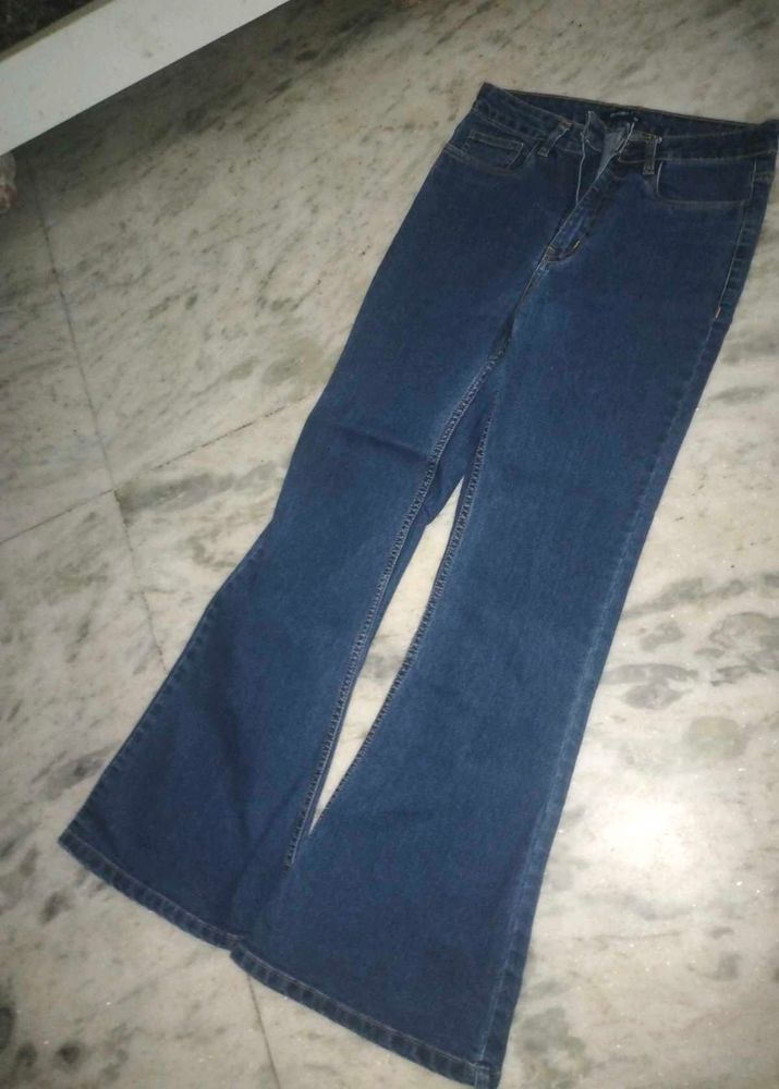 bootcut jeans