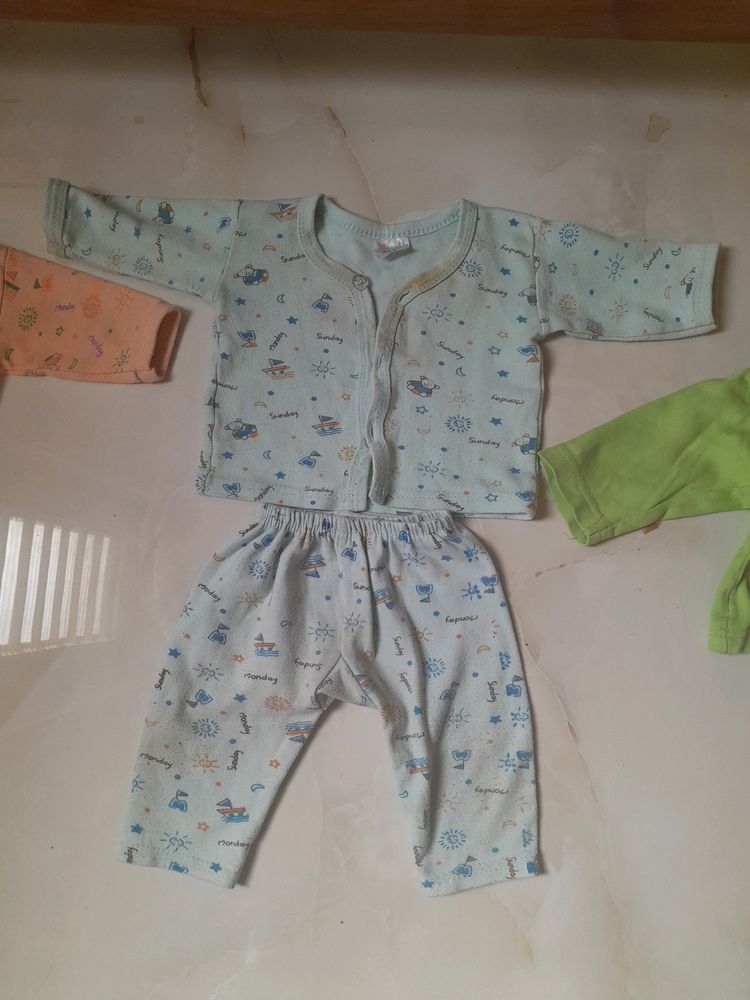 Combo Of 2 Infant Night Suit & 1 Hoodie