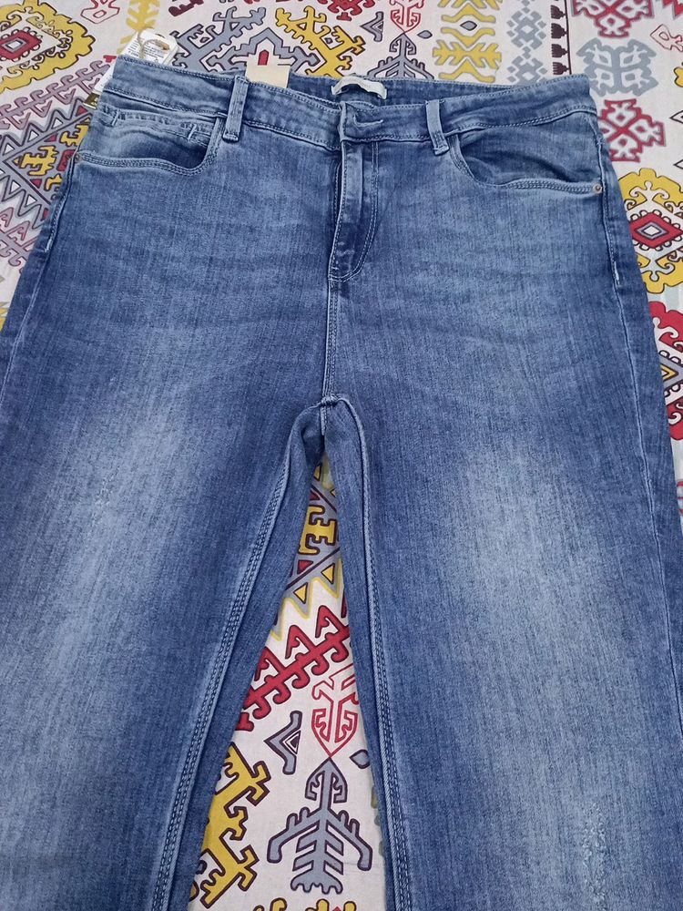 Brand New Women Jeans