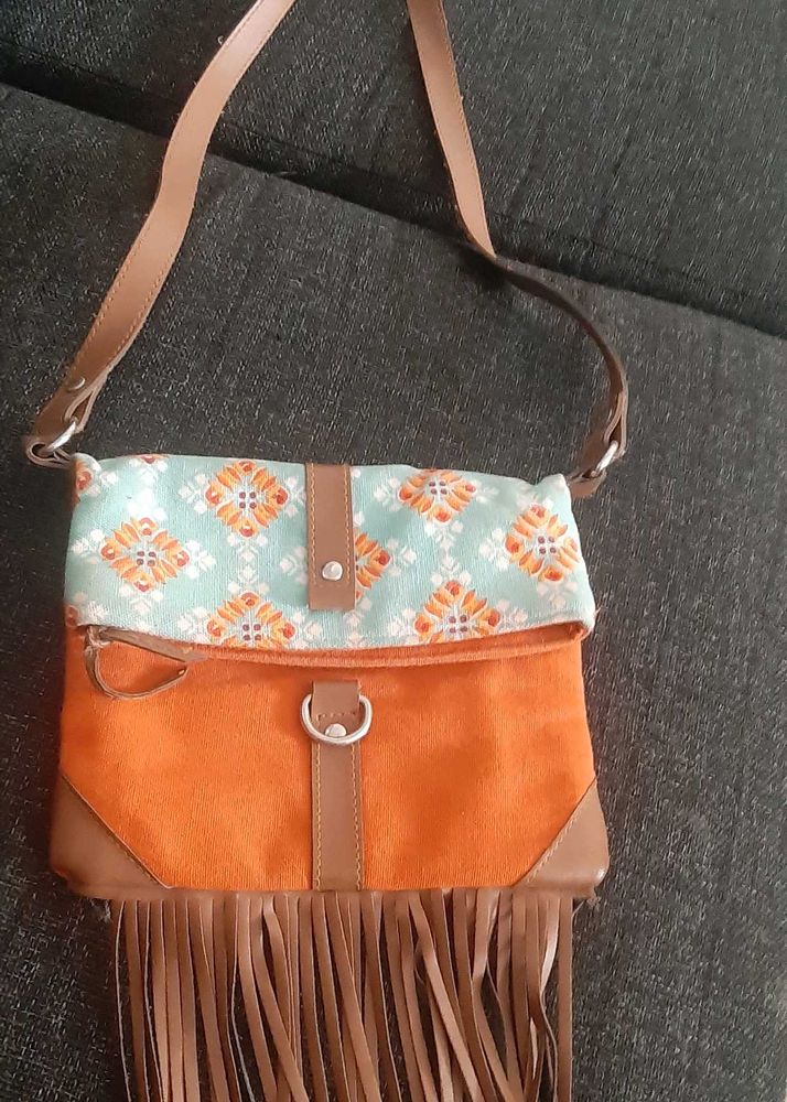 Quirky Sling Bag For Girls/ladies