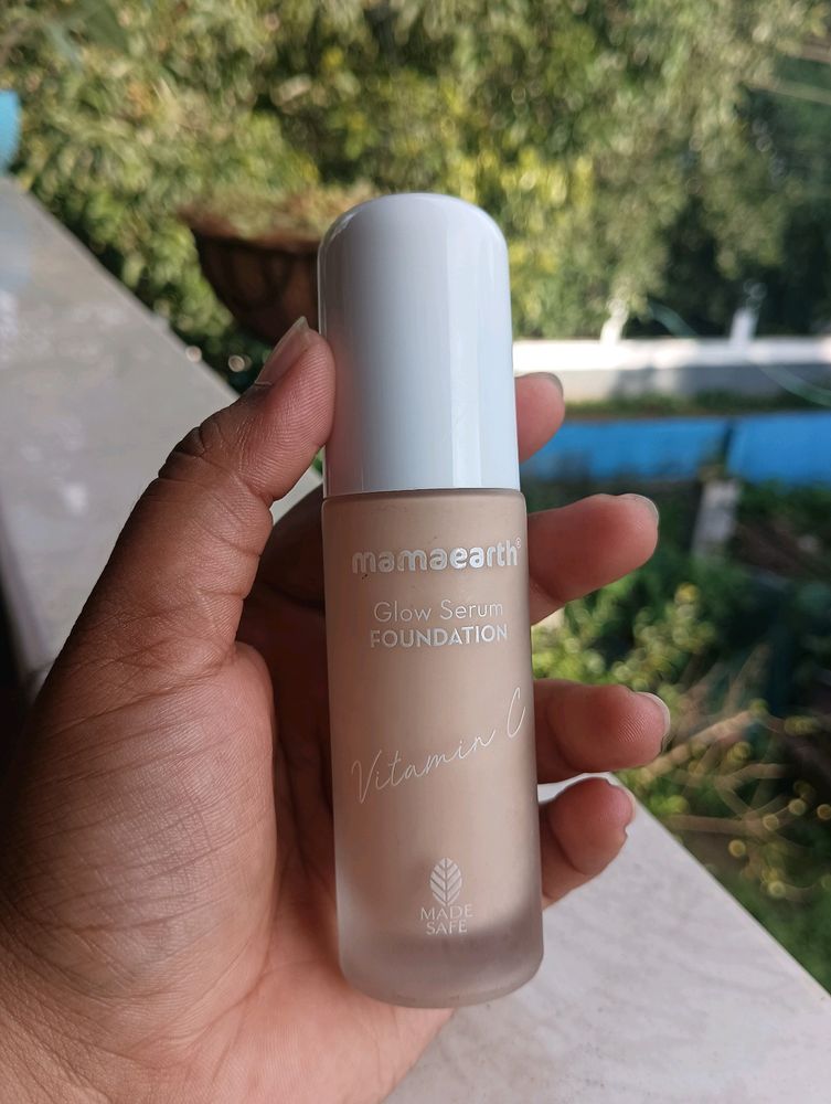 Mamaearth Glow Serum Foundation with Vitamin C