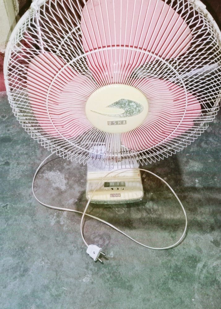 Electric Table Fan Of USHA