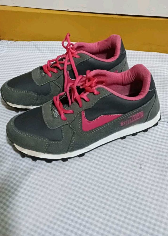 Grey-pink Sports Shoes