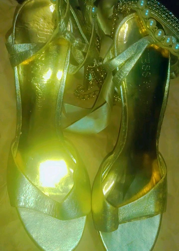 Stylesh Heels Golden