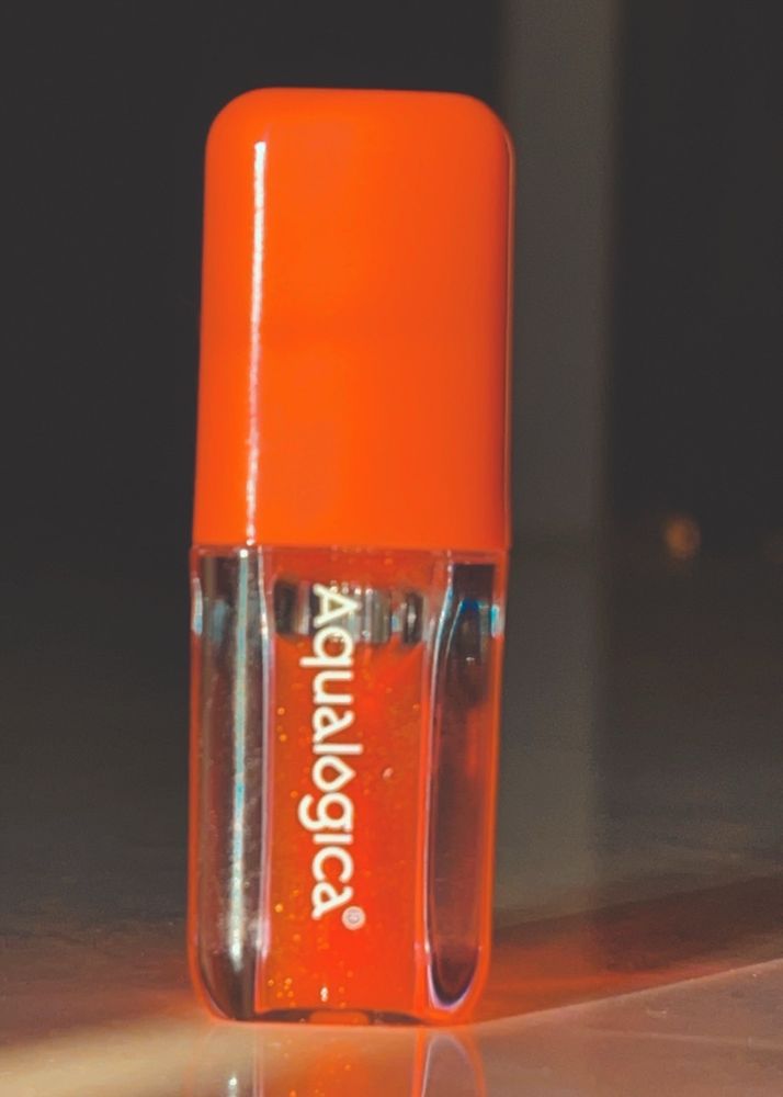 Aqualgica PH gloss with hyaluronic acid