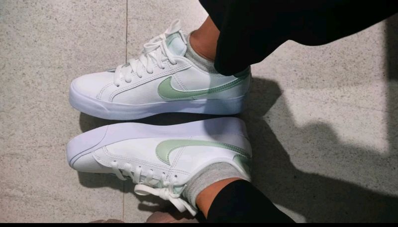 Women Nike Court Royale AC Sneakers