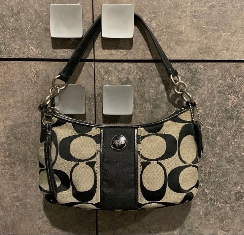 Coach shoulder Bag