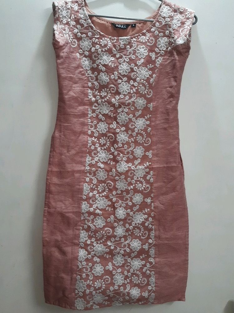 Imara Floral Embroidered Kurta🥀