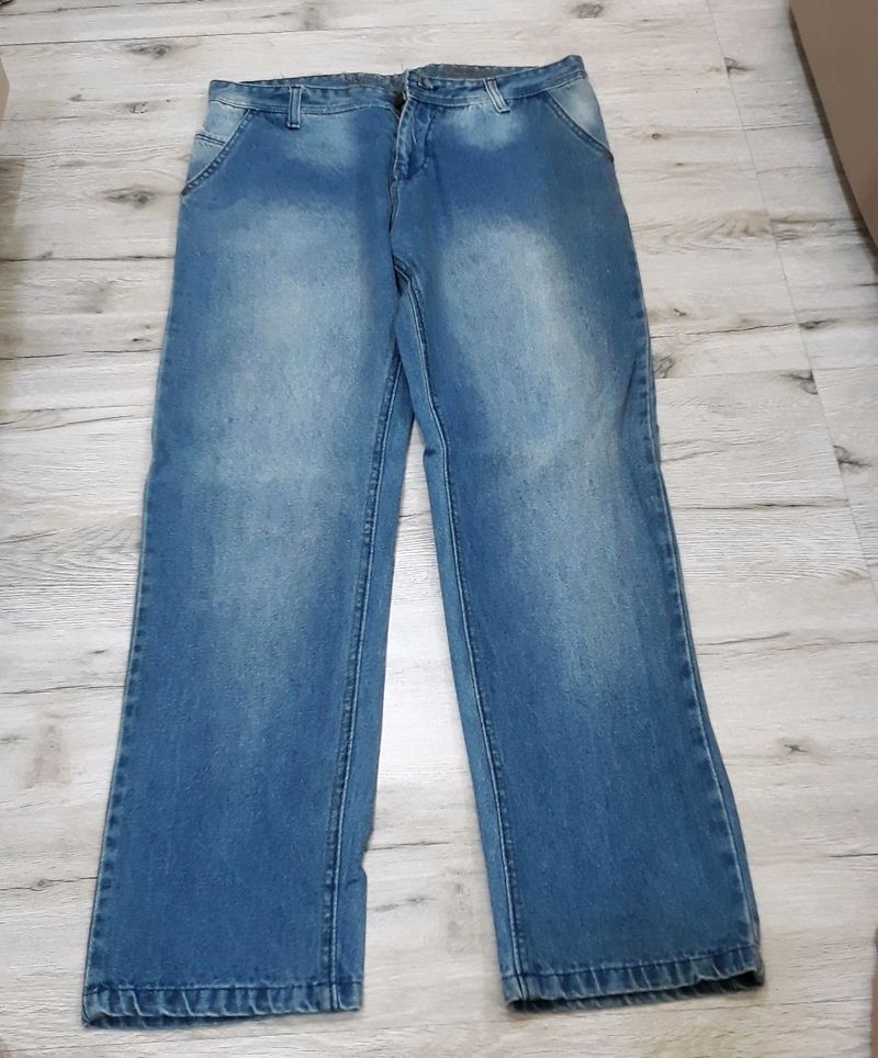 Innovative Fashion Jean's Size 36 SA033