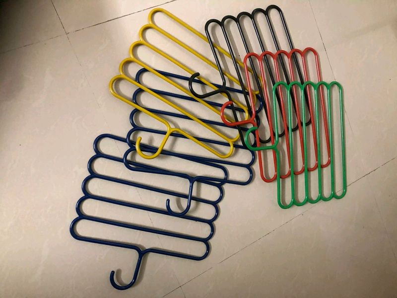 5 Layer Hanger