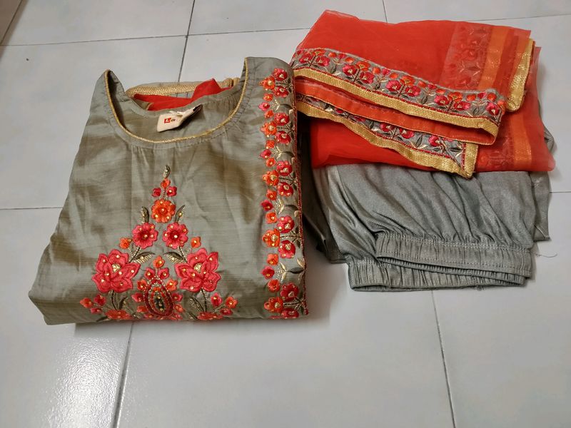 Kurthi Set