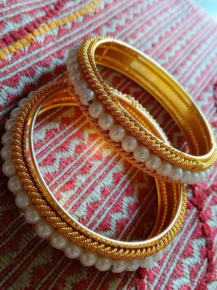 Moti Bangles