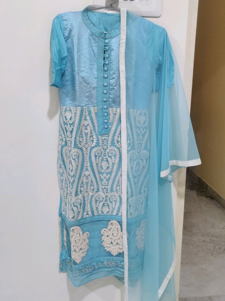 Kurti With Beautiful Dupatta