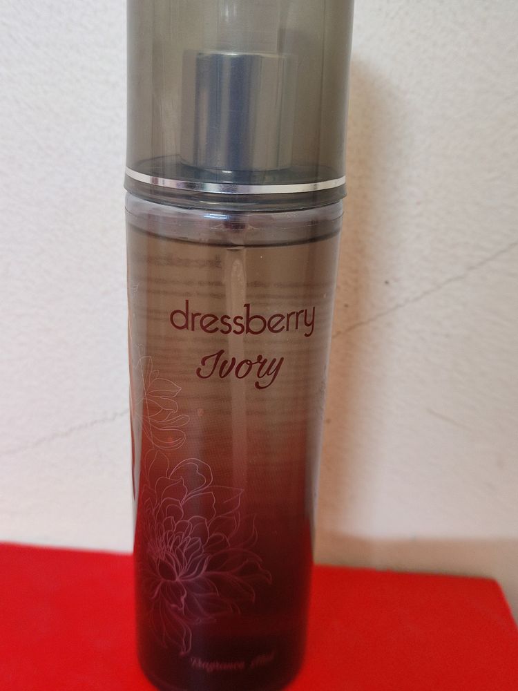 Dressberry Ivory Mist