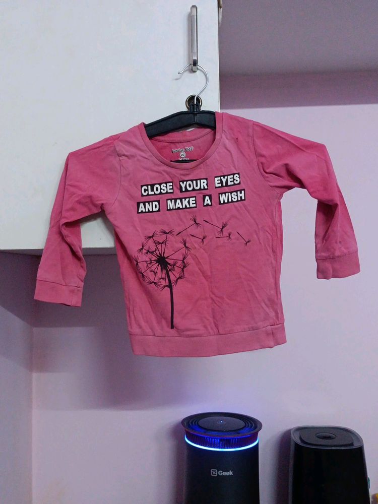 Pink T Shirt For Sale