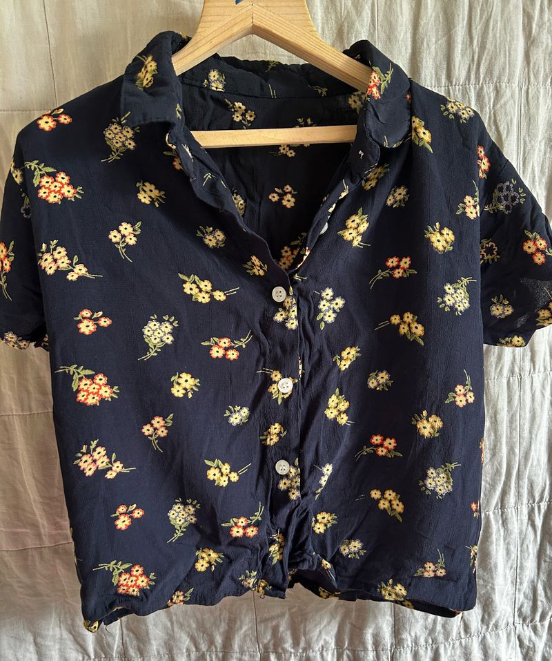 Cute Floral Cropped Shirt