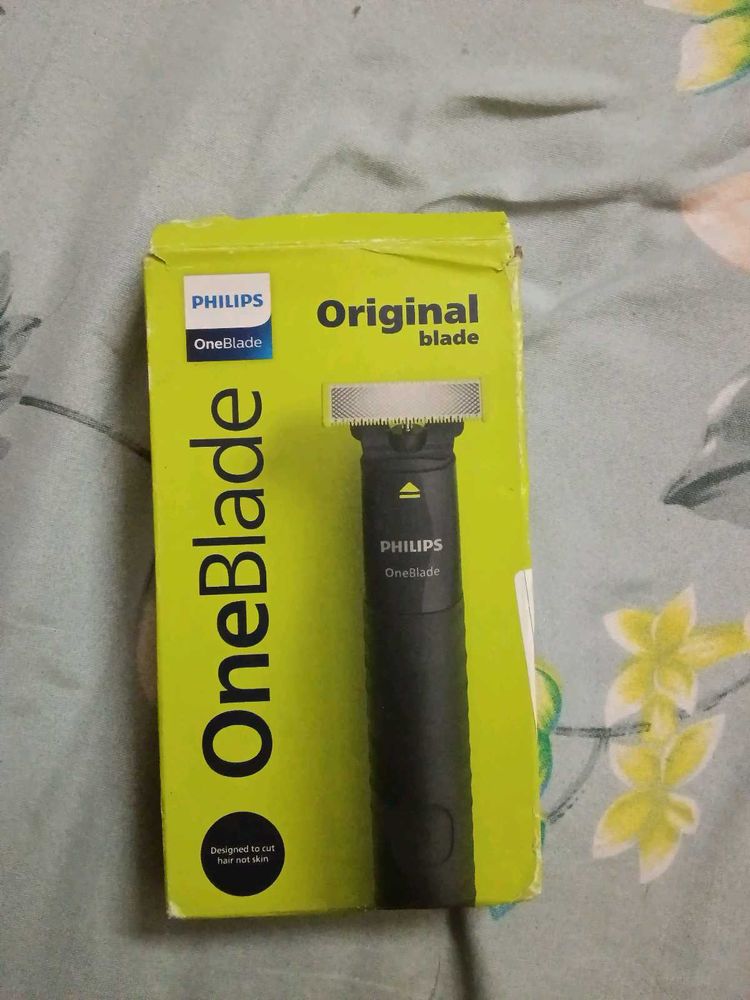 Philips One Blade Trimmer For Men Read Discription