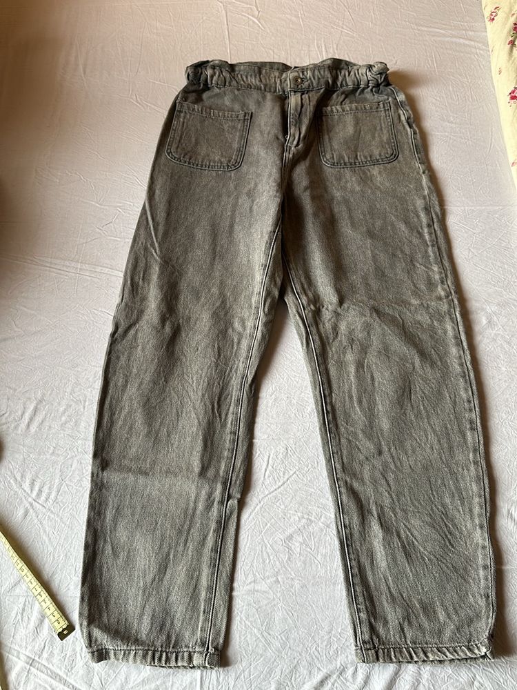 Zara High Waisted Jeans