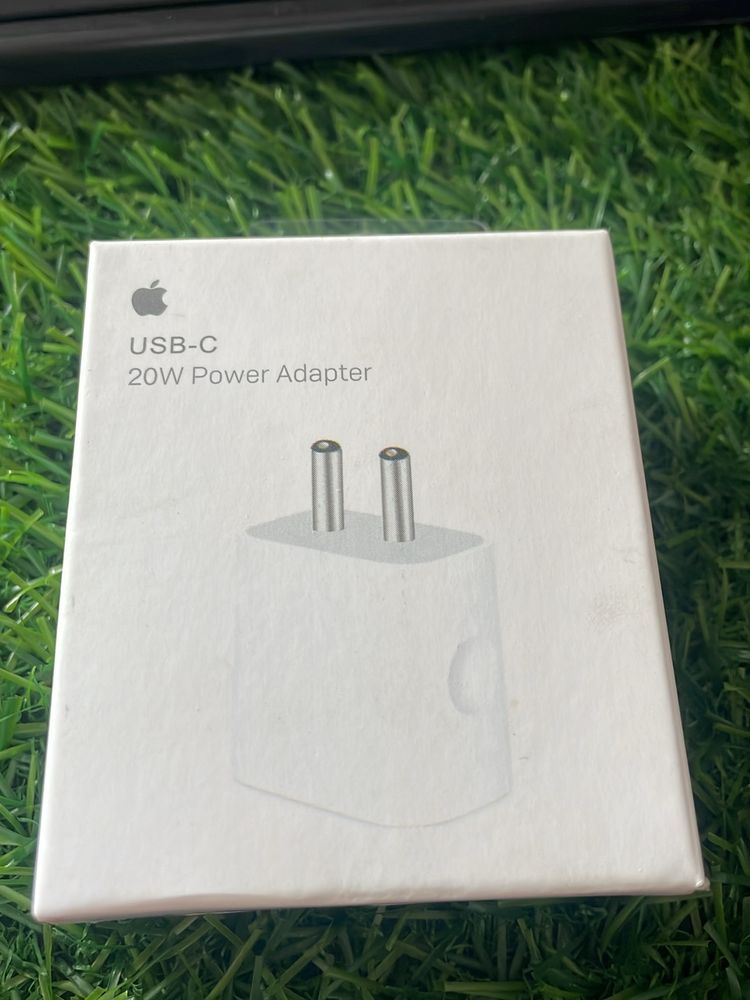 iphone 20 watt adapter  usb -c.