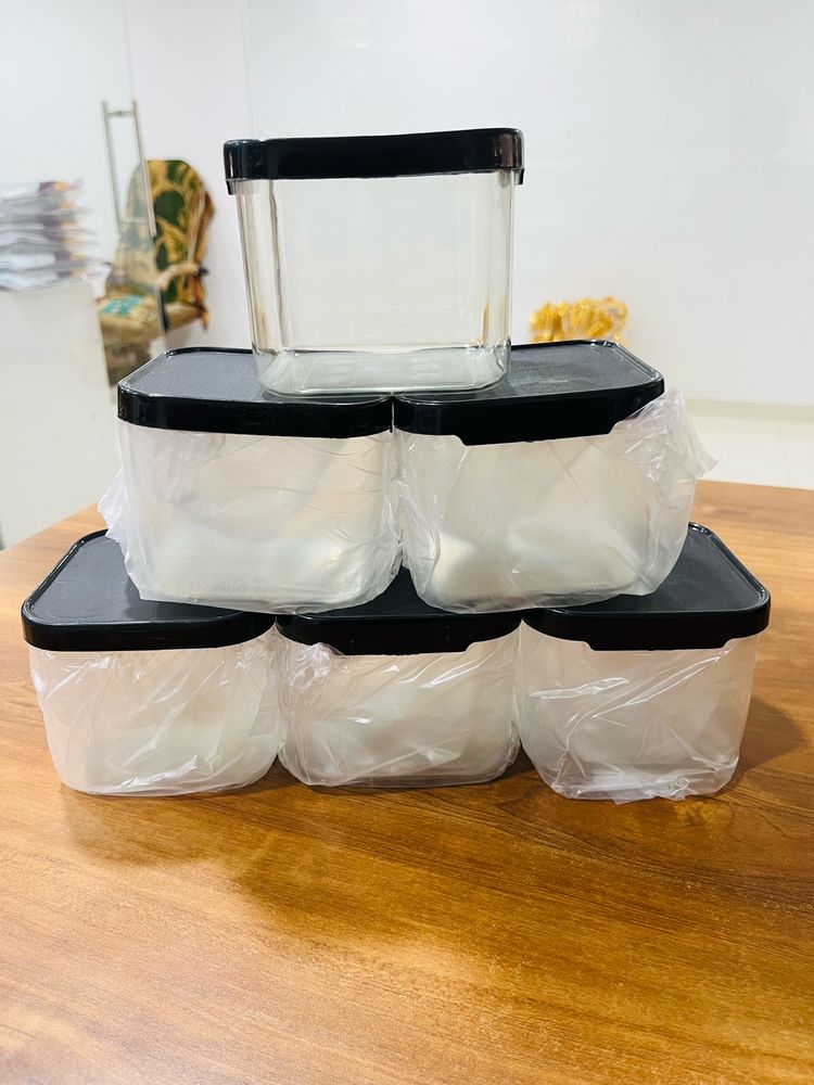 Pack Of 18 Containers Air Tight Brand New