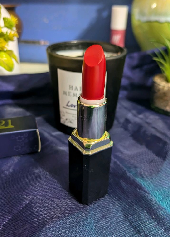 Glam21 Hot Red Matte Lipstick 💄