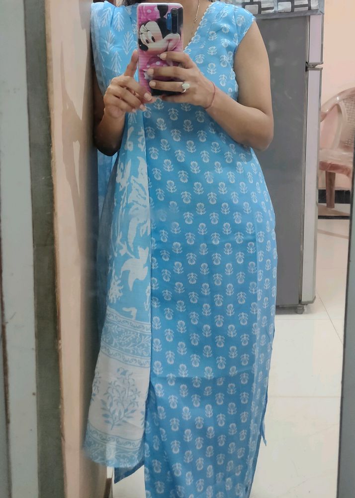 Blue Printed Sleeveless Kurta Set