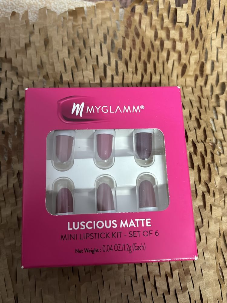 Myglamm Mini Lipstick Kit