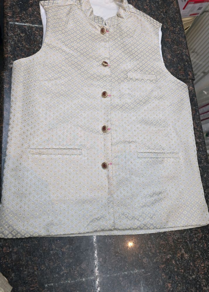 Unused New Jacket Size 40 For Mens