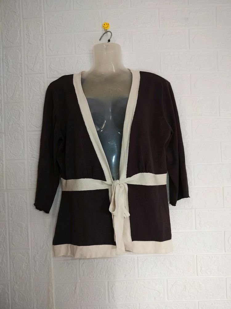 Brown Chinese Shrug