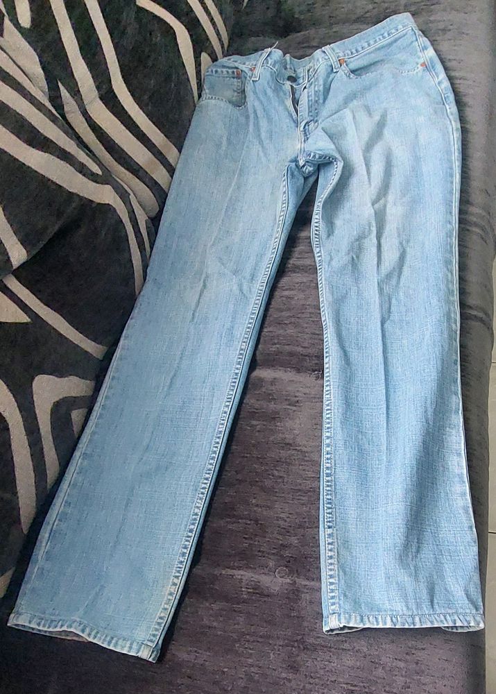 Levis 506 jeans in 34 size