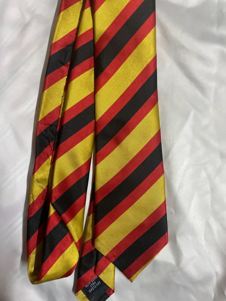 Yellow Stripe Necktie