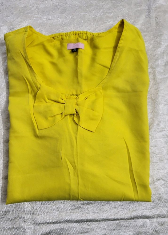 Women's Top On Jeans And Trouser Yellow Color