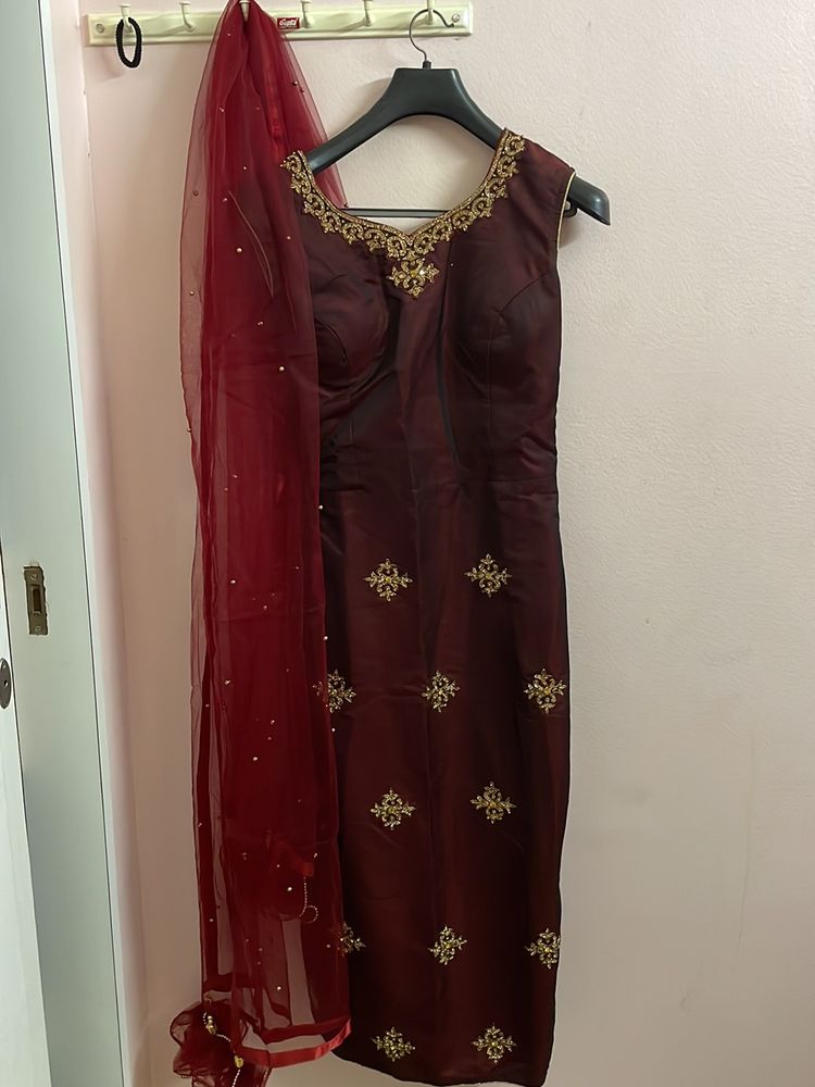 Designer Kurri With Dupatta