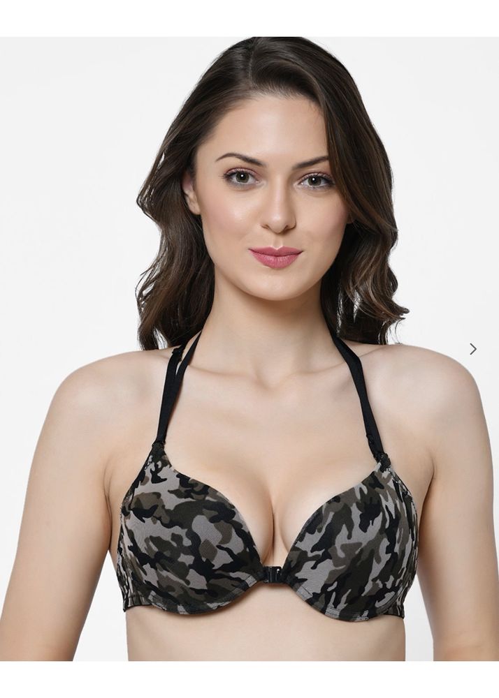 Sexy Bralet With Criss Cross Back And Diamond