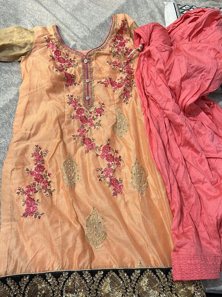 Suit Salwar