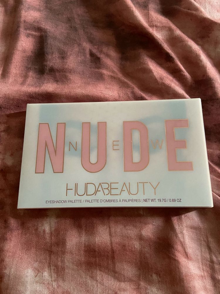 HUDA Beauty Brand New Nude Palette