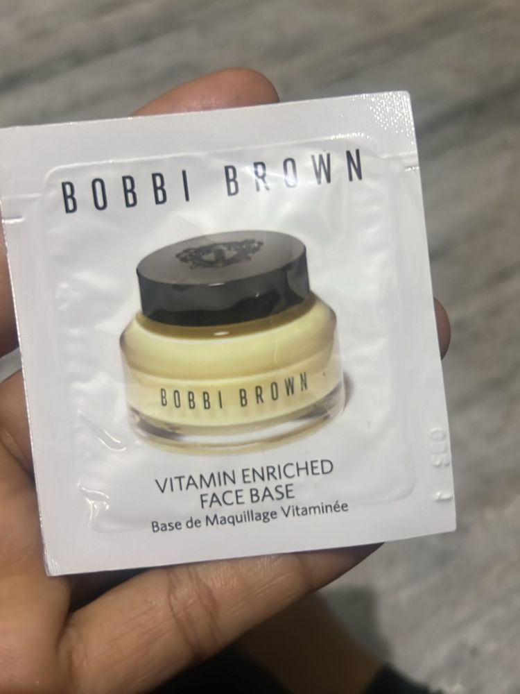 Bobbi Brown Vitamins Enriched Face Base