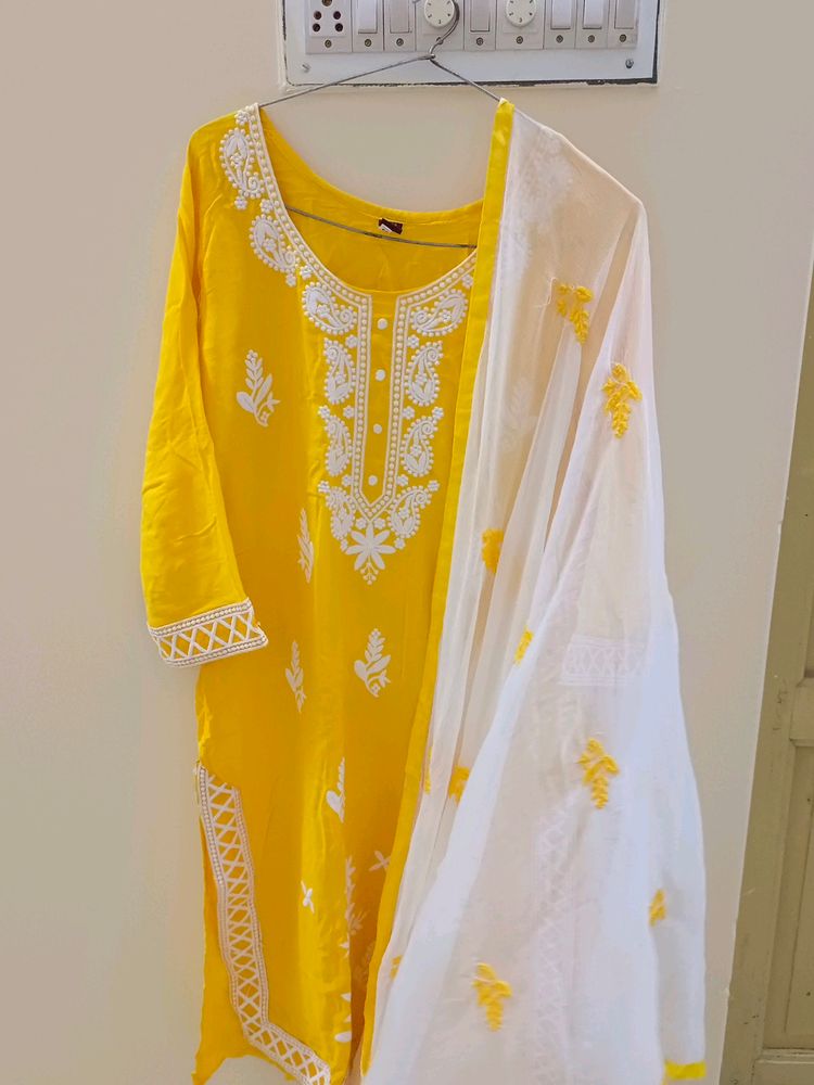 Kurta With Dupatta.