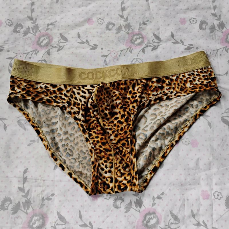 Rare Animal Print With Separate Pouch