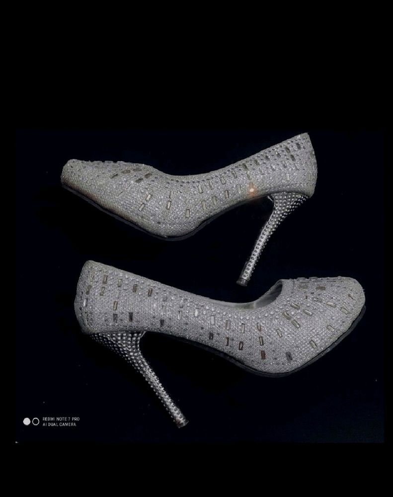 beautiful heels 😍👠